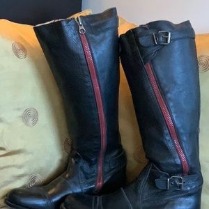 Ladies boots
